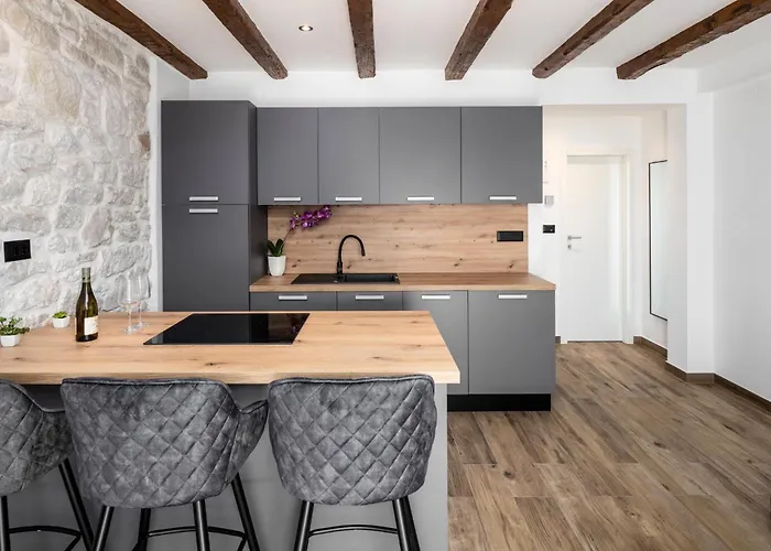 아파트 Bellavita 브르사르